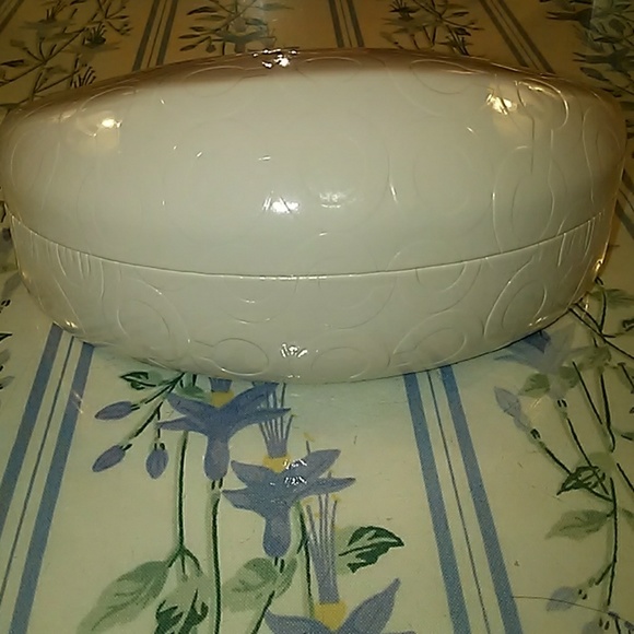 Coach Hardshell Glasses Case and Cloth - Picture 7 of 14